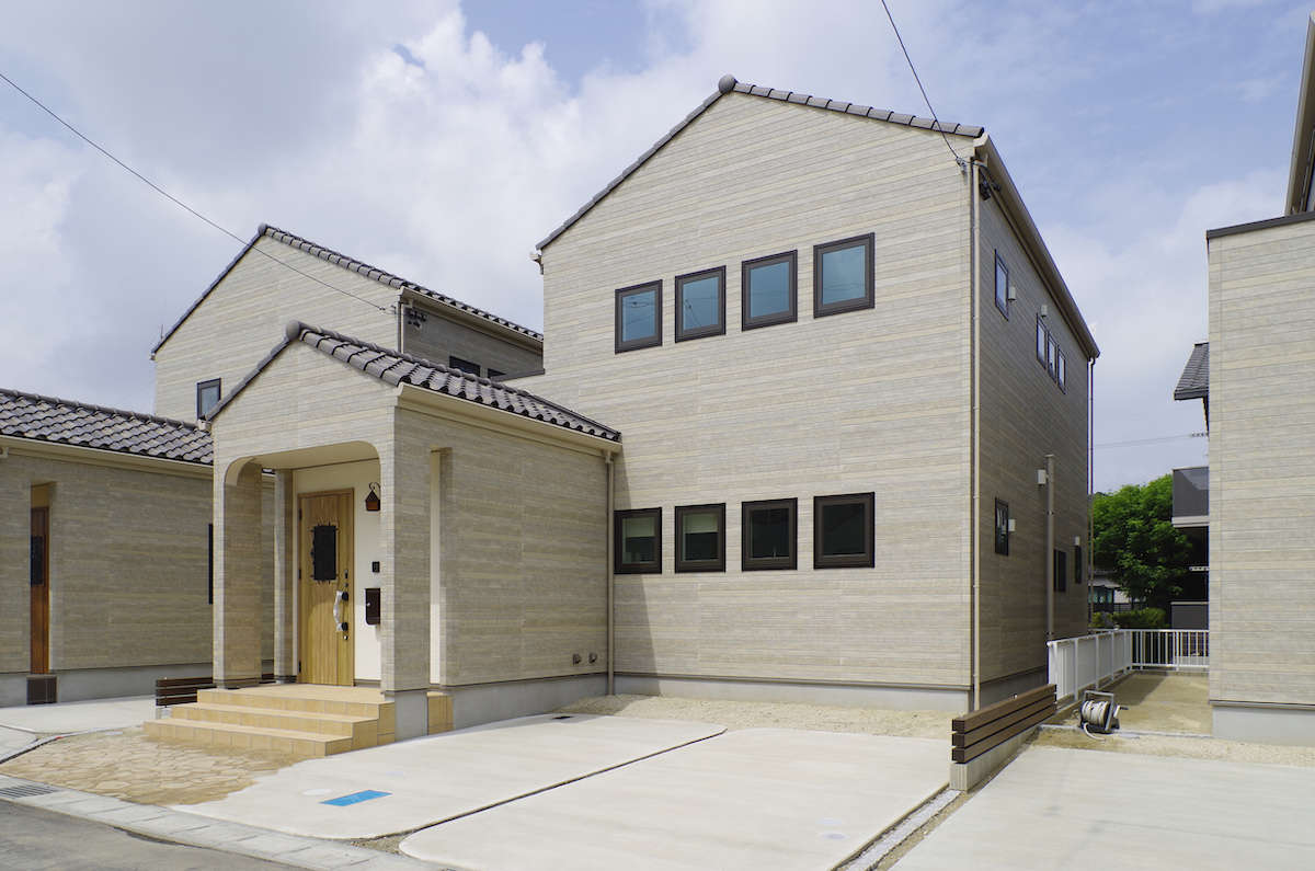 スタッフがあなたの疑問を解決 建築士が話す 家づくりのあれこれ 外観編その2 ファイネスホーム 吉川住建 岡崎 名古屋 豊田の新築一戸建て注文住宅 株式会社吉川住建のブログ スタッフがあなたの疑問を解決 建築士が話す 家づくりのあれこれ 外観編その2 ファイネスホーム 吉川住建 岡崎 名古屋 豊田の新築一戸建て注文住宅 株式会社吉川住建のブログ
