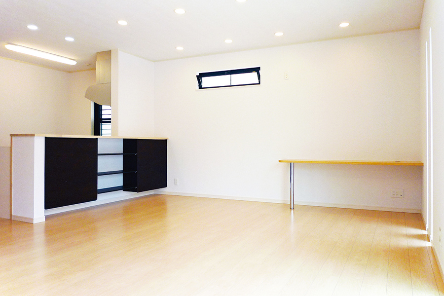 モノトーンでまとめたシャープな家