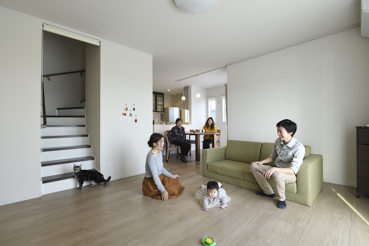 ■大屋根のラインの美しさと重厚感ある外観の家