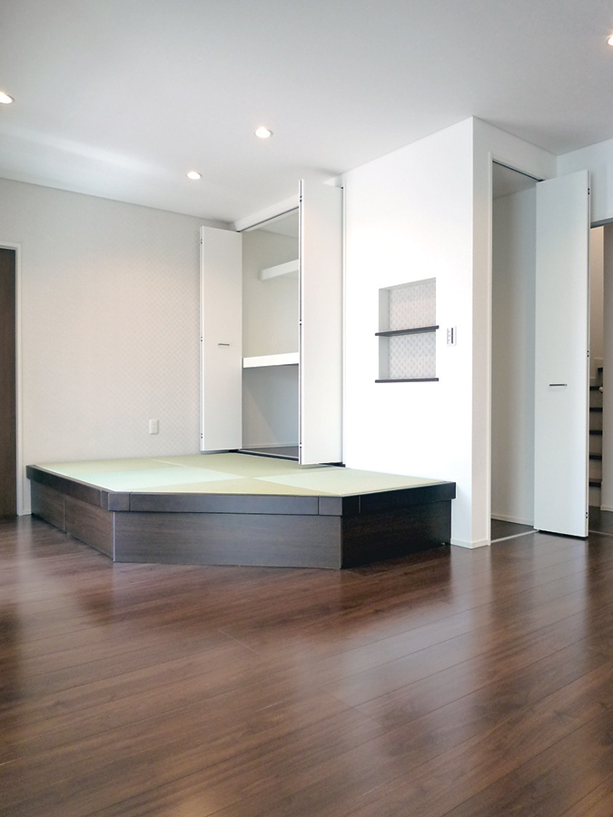 大空間リビングのある2世帯住宅の家