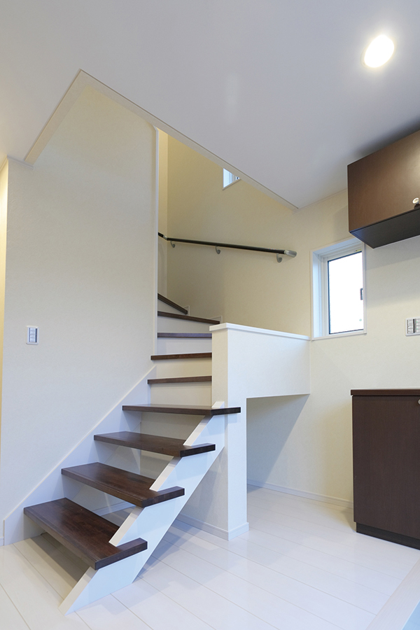 コートラインが映える家