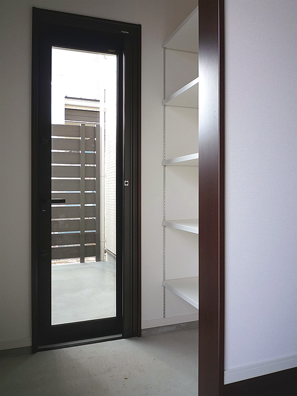 土間テラスのある家