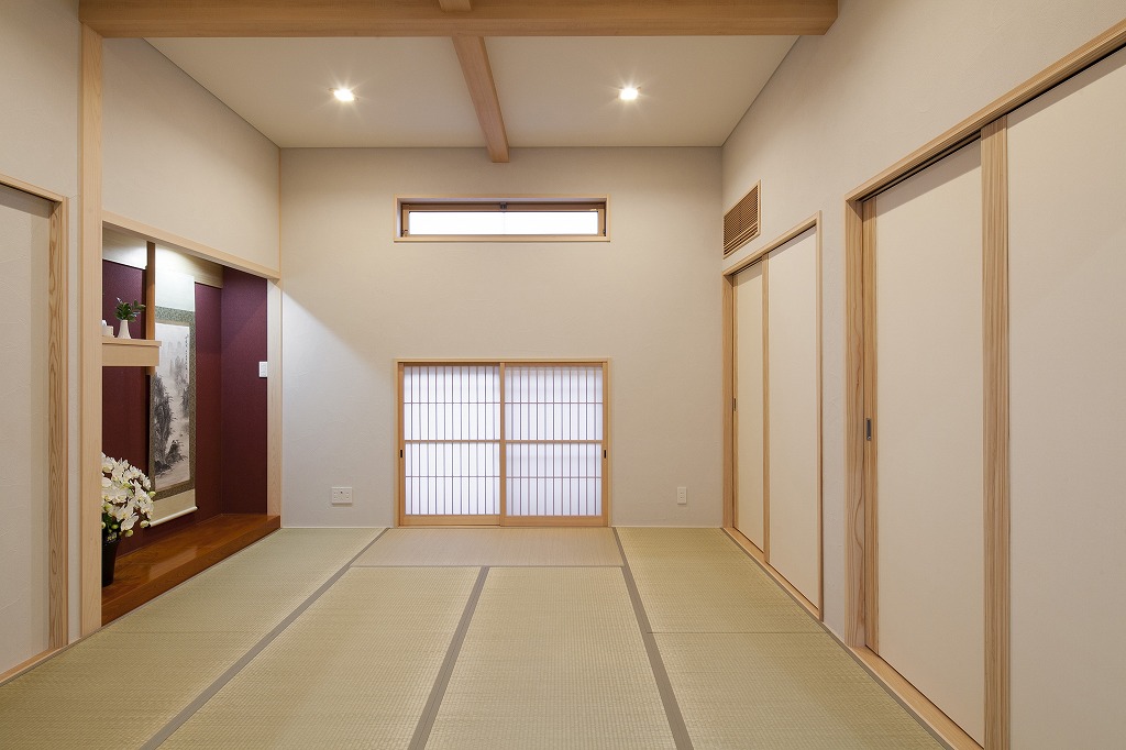 ■上質な木の建具や家事楽動線 光と風薫る心落ち着く住まい