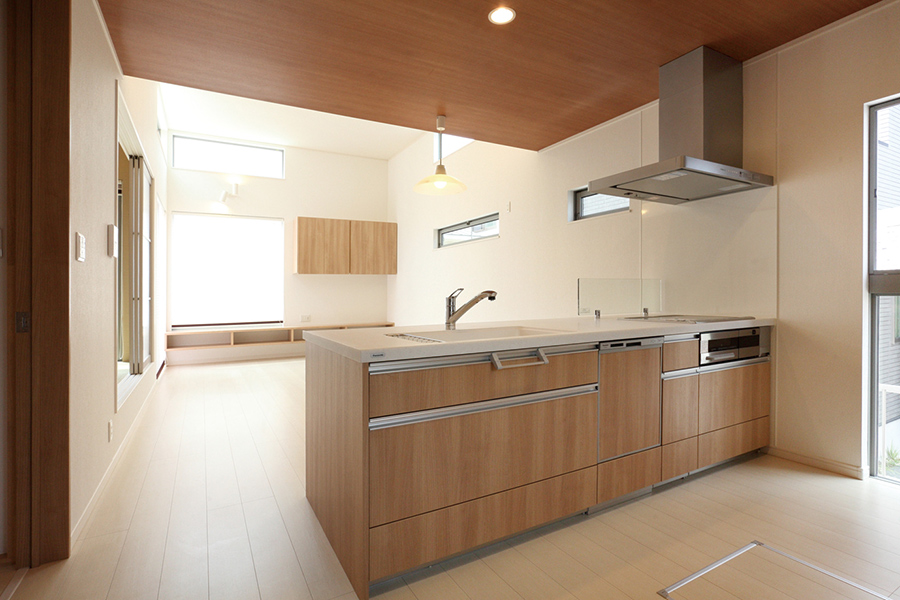 木目調でナチュラルな家